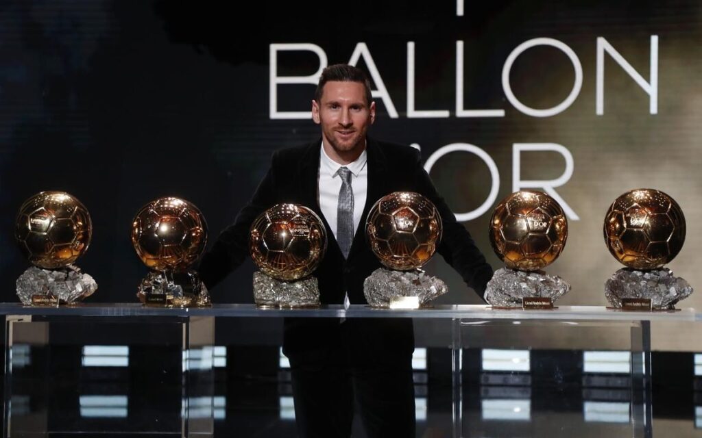 Lionel Messi with his all 6 ballon d or